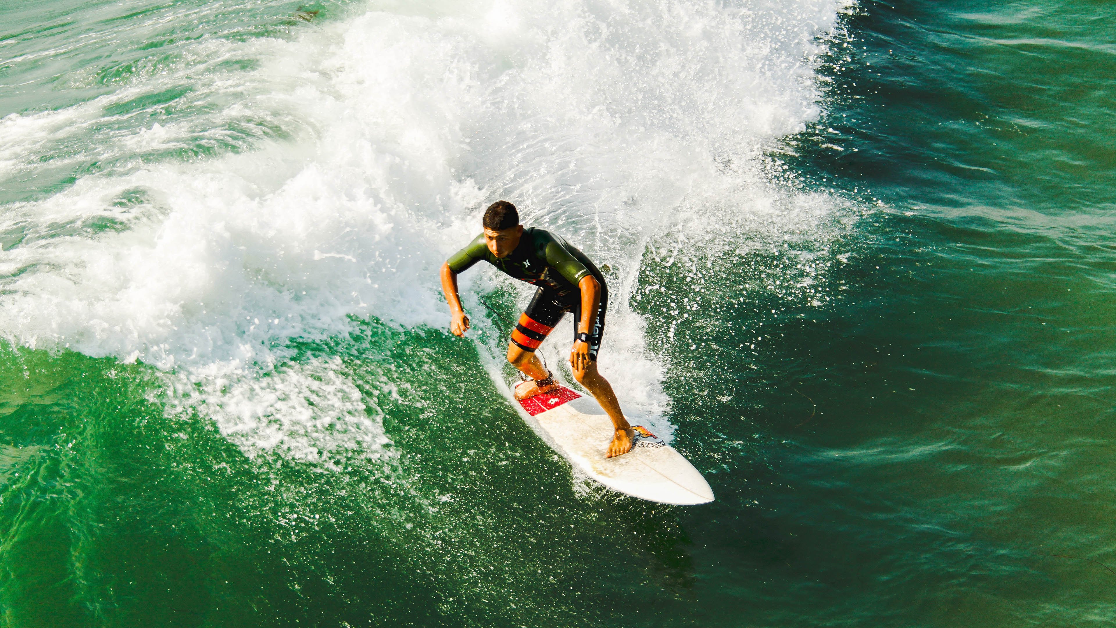 阿拉巴爆发引领加拿大强势晋级,新西兰梦碎见证新王崛起