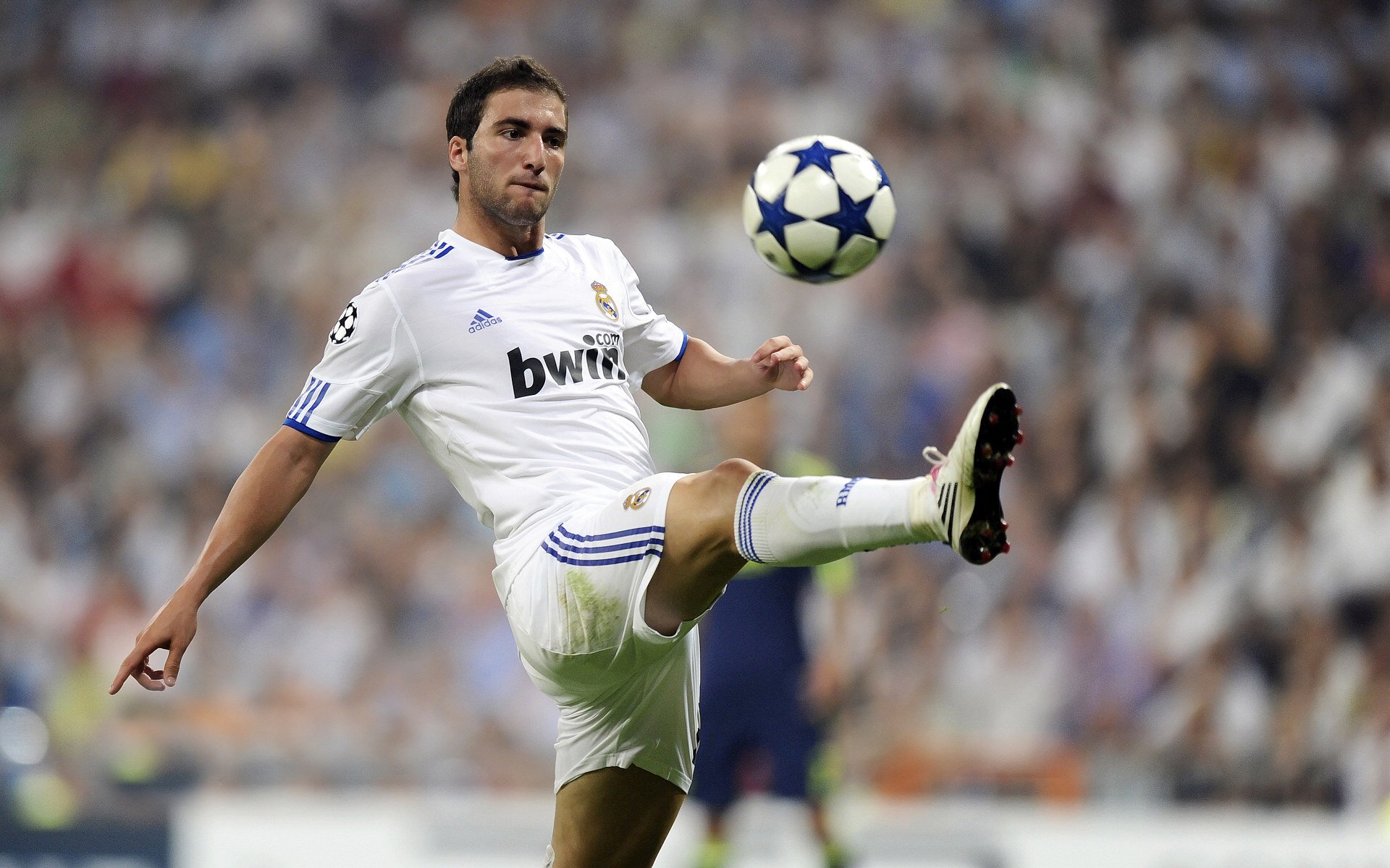 东决关键战之夜，阿克发挥堪称完美，一场定义职业生涯的表演